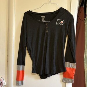 Reebok Philadelphia Flyers Women’s Black Long Sleeve Tee